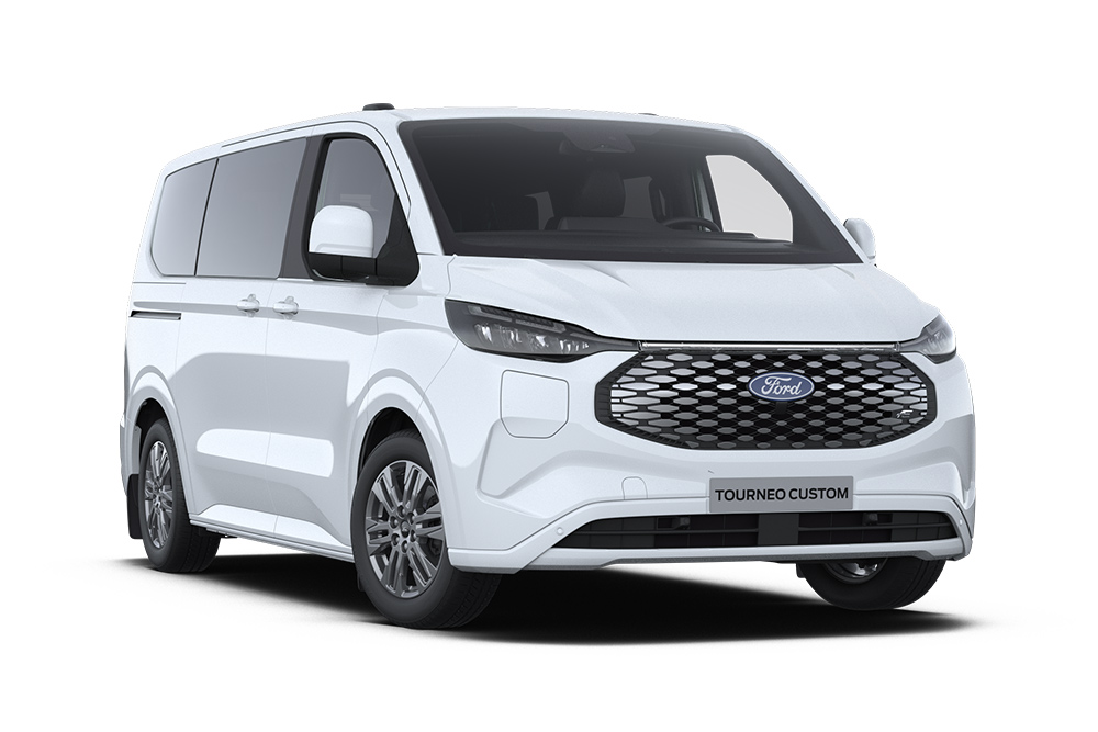 Ângulo dianteiro esquerdo de um Ford E-Tourneo Custom Titanium branco.