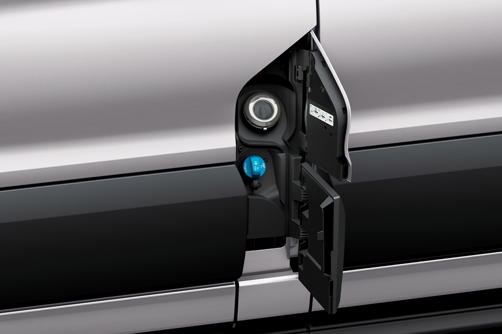 Sistema de abastecimento de combustível sem tampa Easy Fuel da Ford Transit Kombi.
